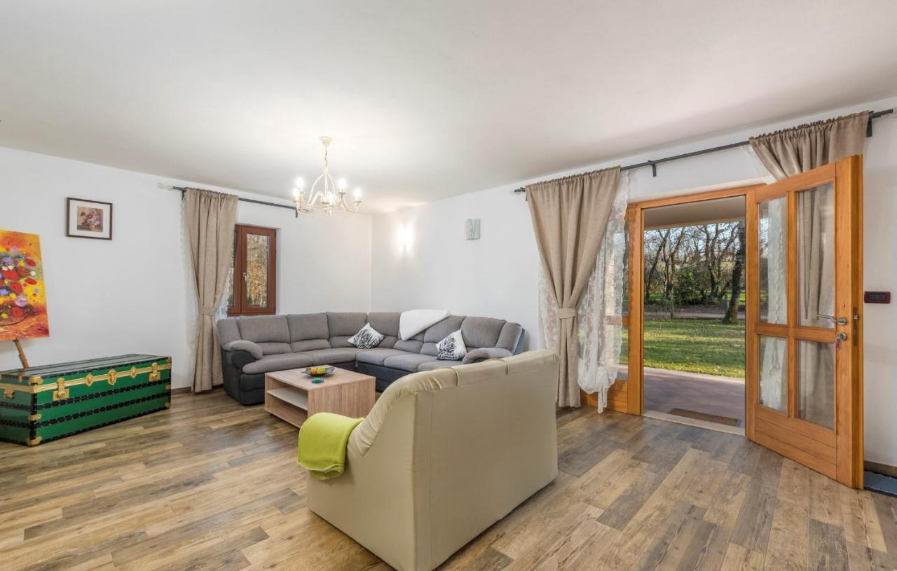 Villa Mirabella Умаг Екстериор снимка