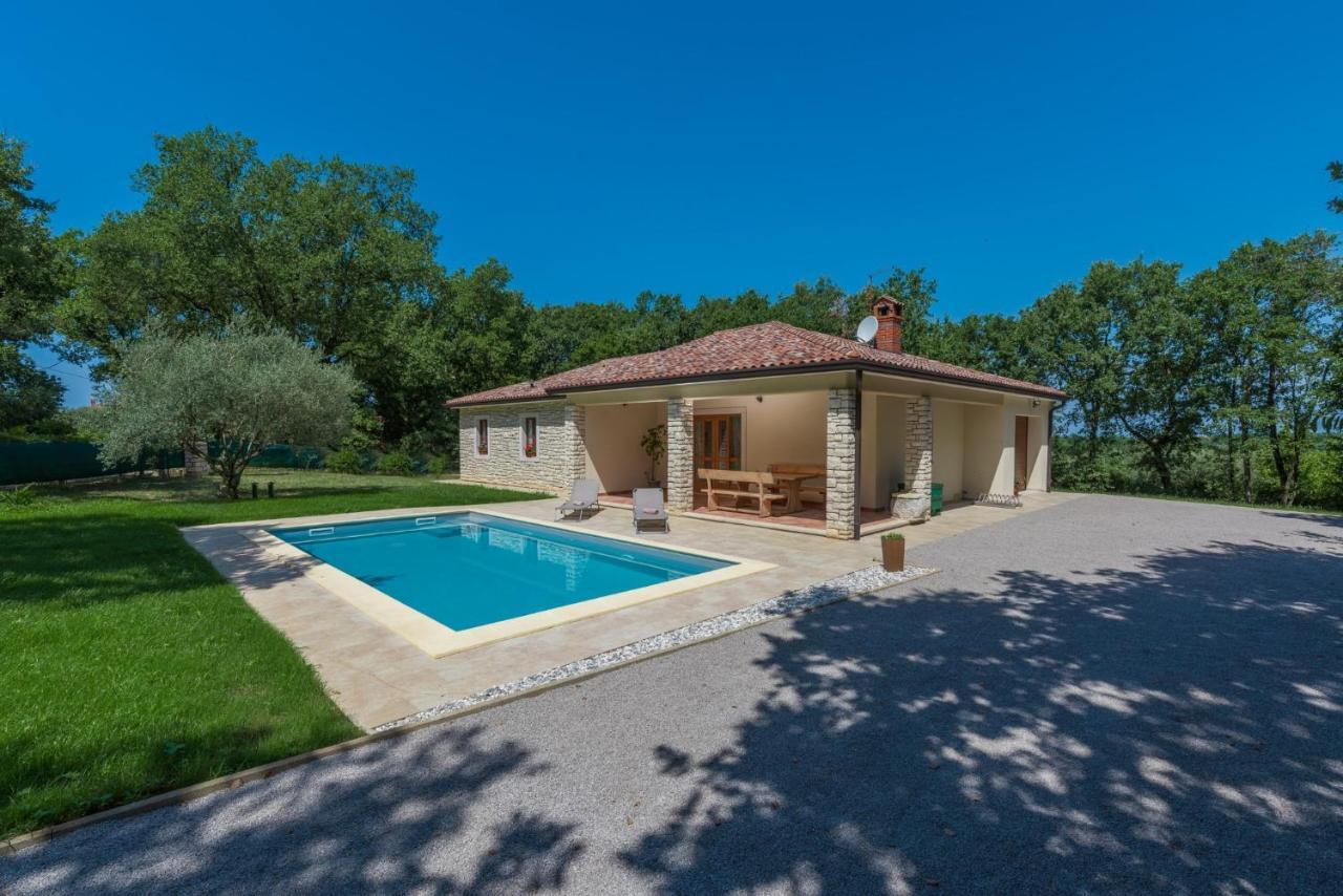 Villa Mirabella Умаг Екстериор снимка