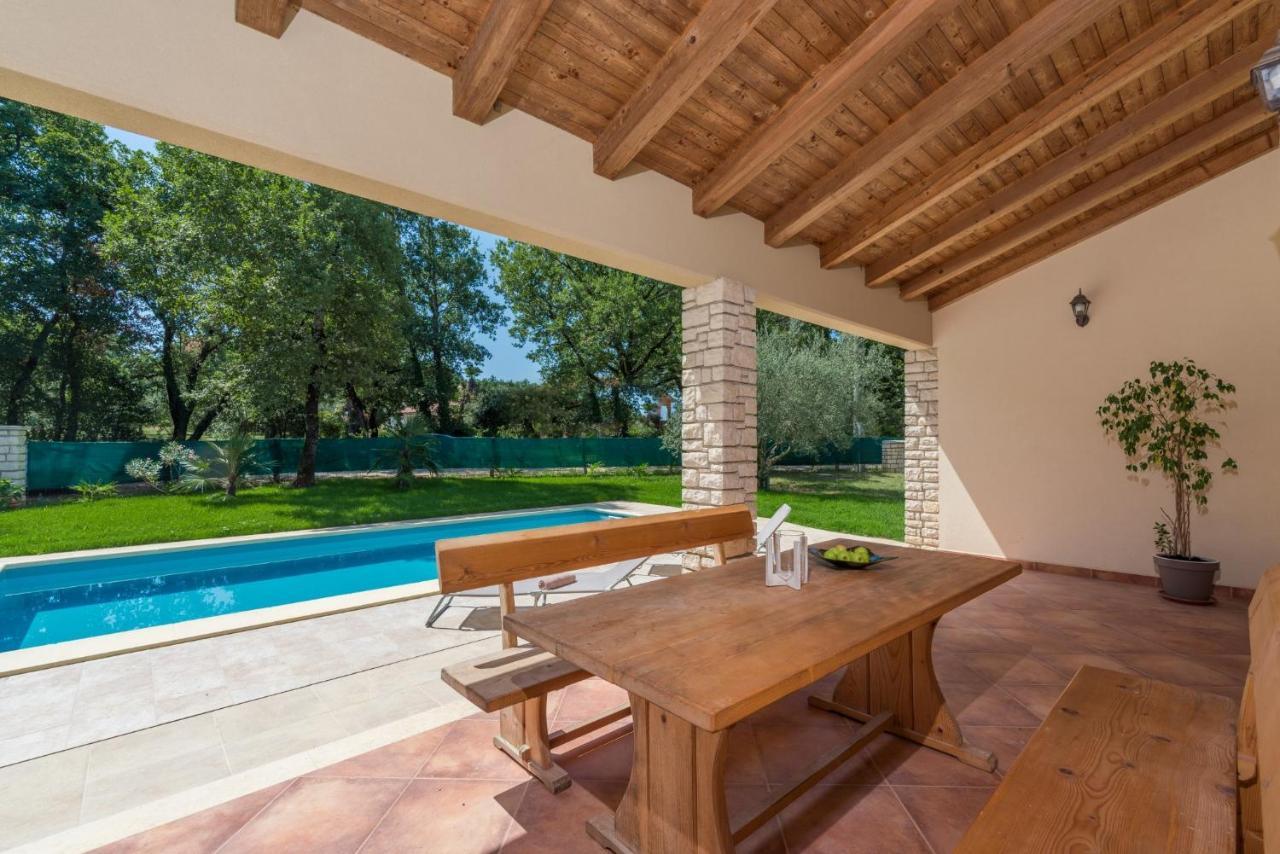 Villa Mirabella Умаг Екстериор снимка