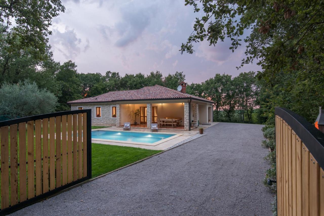 Villa Mirabella Умаг Екстериор снимка