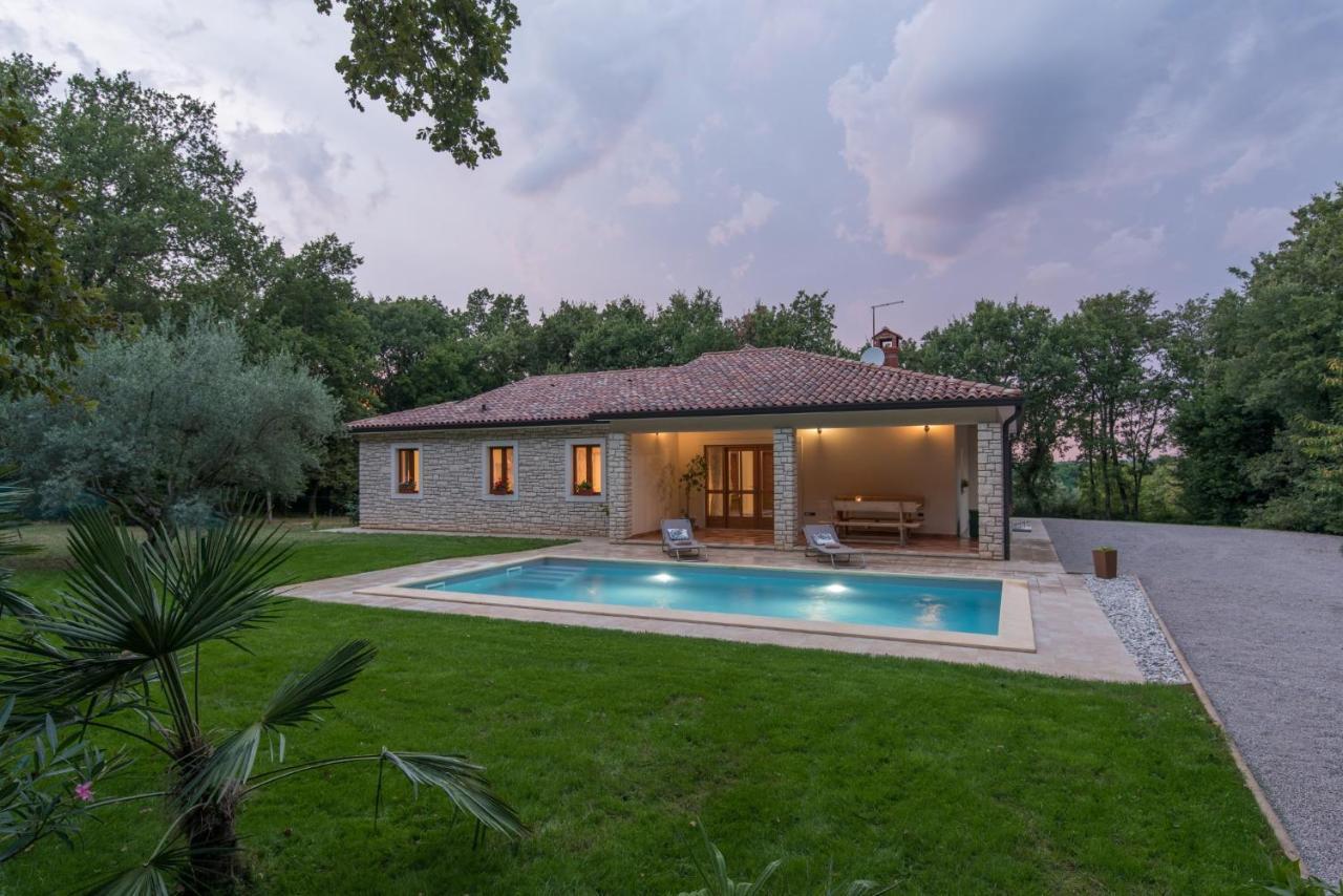 Villa Mirabella Умаг Екстериор снимка